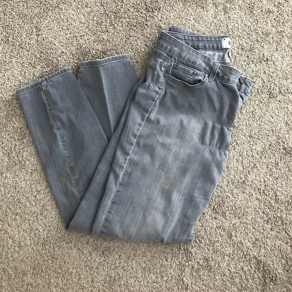 Women’s Paige Skyline Skinny Grey Size 32